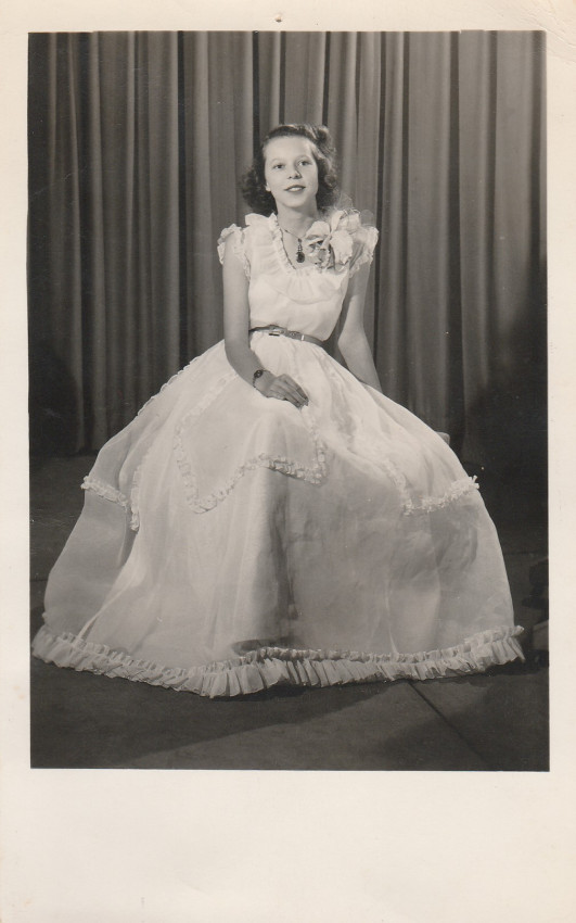 Betty Iney Davis Harris
