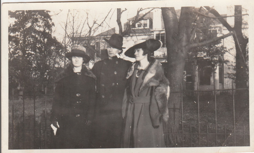 Old Unidentified McClanahan
