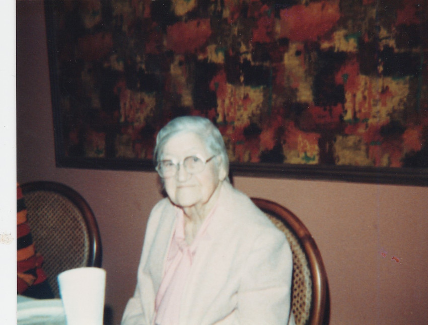 Zetta Beichlich

