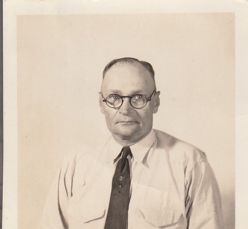 Old Unidentified McClanahan
