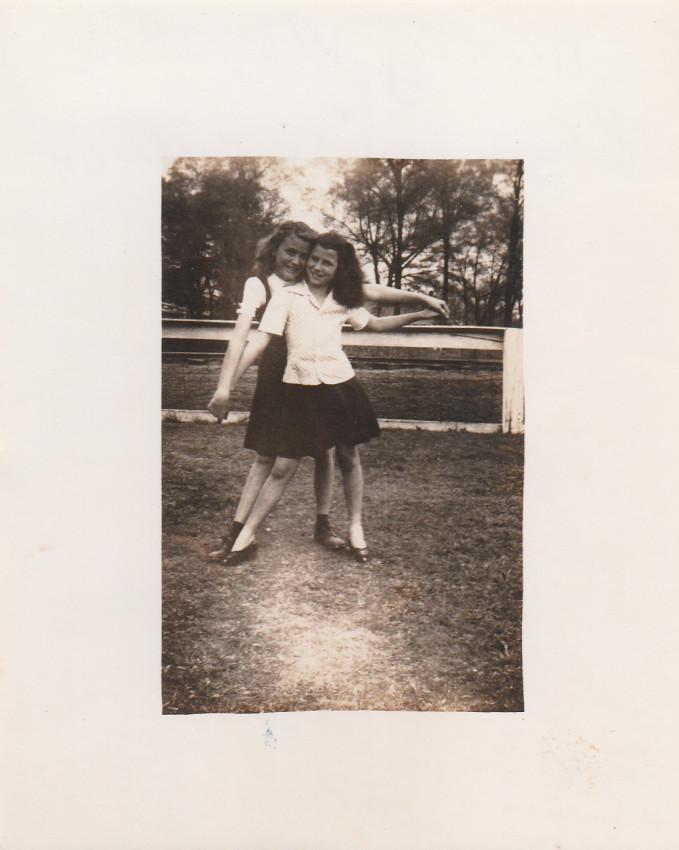 Nancy Woosley and Elza
Keywords: Elza Wilson