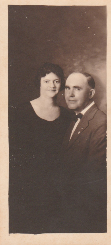 Old Unidentified McClanahan
