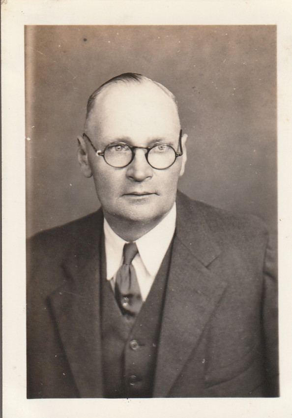 Old Unidentified McClanahan
