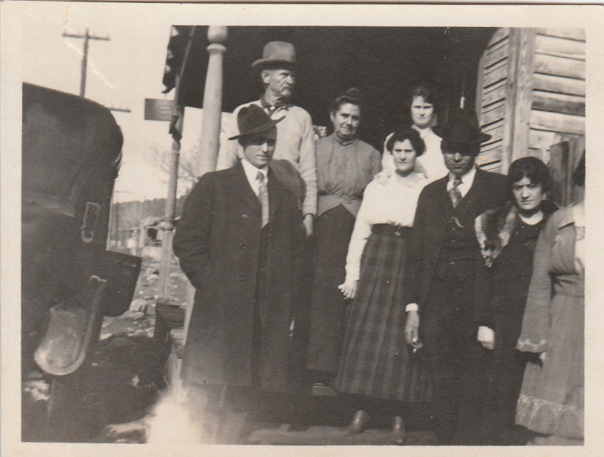 Old Unidentified McClanahan
