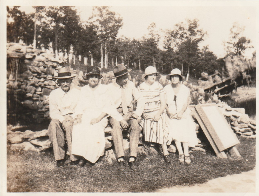 Old Unidentified McClanahan
