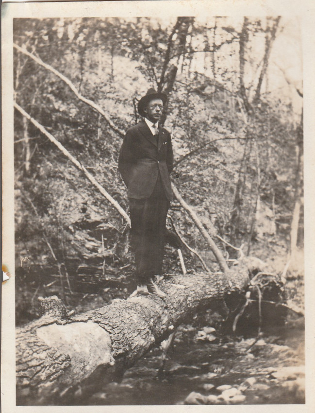 Old Unidentified McClanahan
