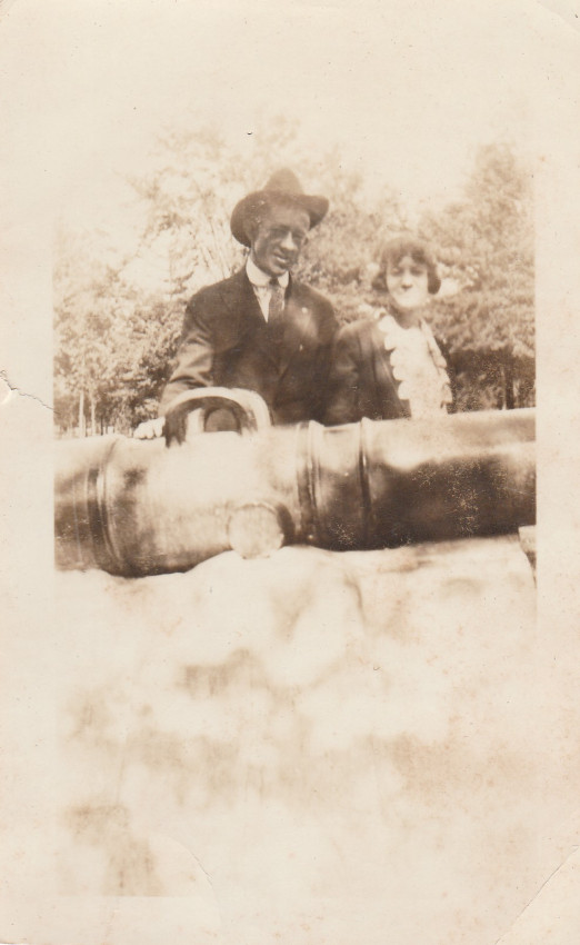 Old Unidentified McClanahan
