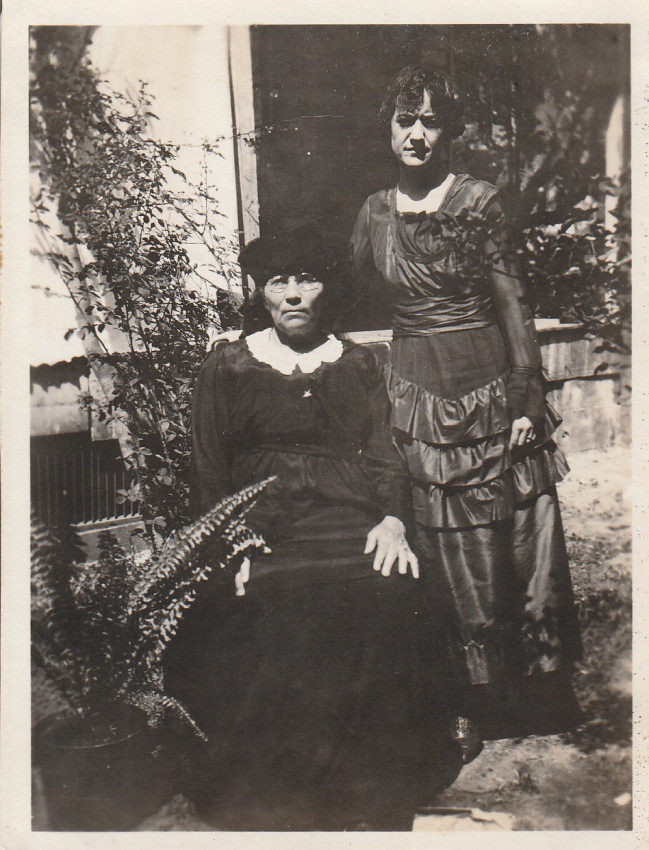 Old Unidentified McClanahan
