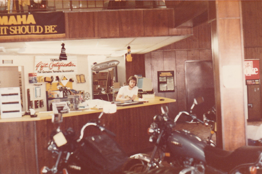Big Jim's Yamaha
Parts counter
