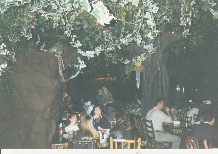 Rain Forest Cafe
