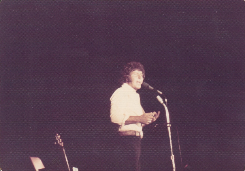 Mac Davis concert in Little Rock
