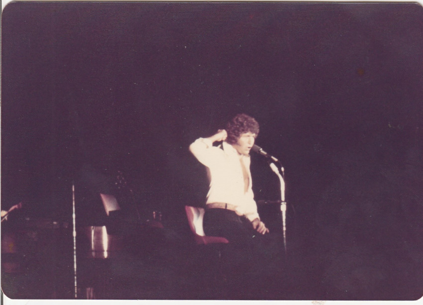 Mac Davis concert in Little Rock
