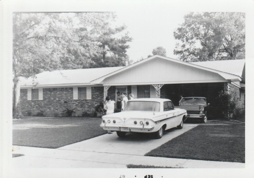 Gay's house Aug 1968
Kathy Mel Joe Billy
