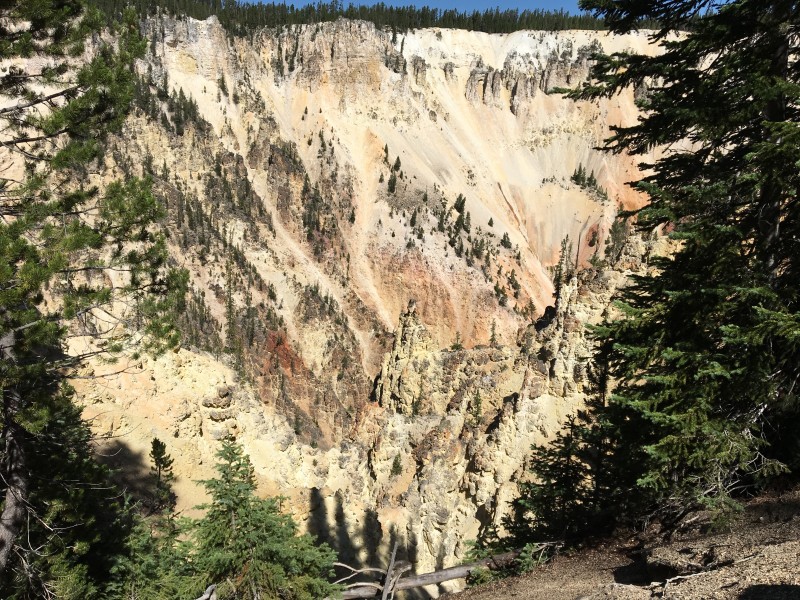  Grand Canyon of the Yellowstone
